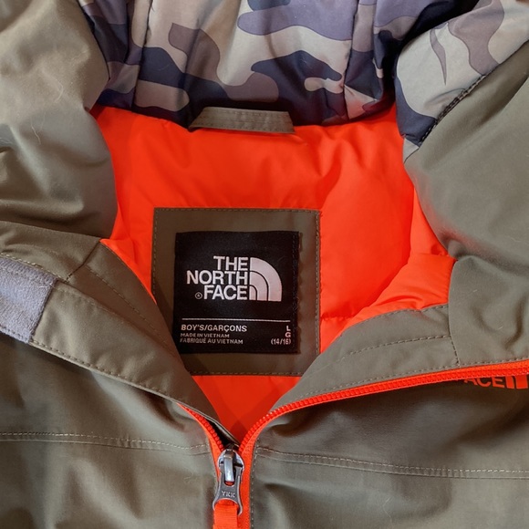 North Face - Youth Jacket - Picture 8 of 8